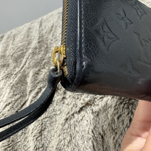 Authentic Black Empriente LV Clemence Wallet - Picture 13 of 14